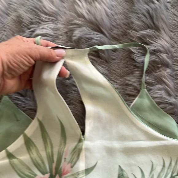 Papaya Tropical Print Green, Pink & White Floral Women's Tank size M - Picture 6 of 7